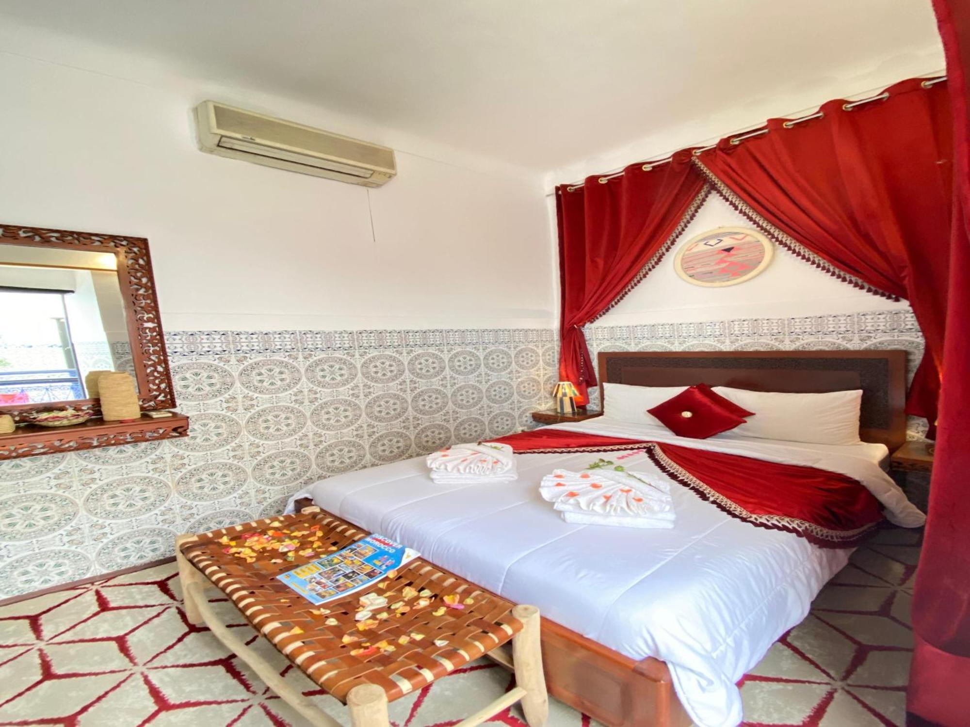Riad Lazord De Marrakech Entier مراكش المظهر الخارجي الصورة